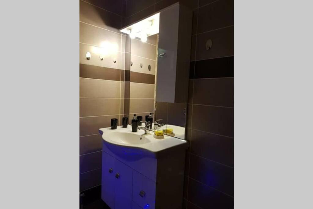 Apartments "Antonis" Nea Filadelfia أثينا المظهر الخارجي الصورة
