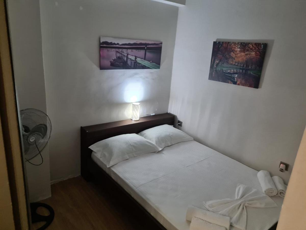 Apartments "Antonis" Nea Filadelfia أثينا المظهر الخارجي الصورة